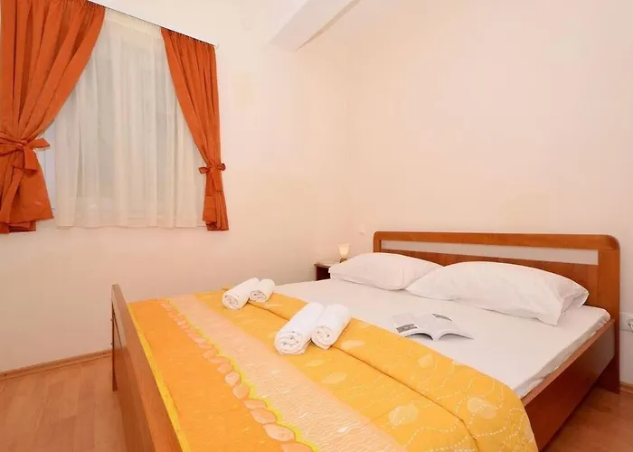 Sima Apartman